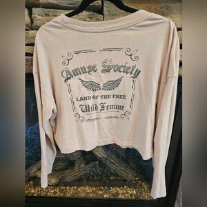 Amuse society long sleeve crop top. Size M